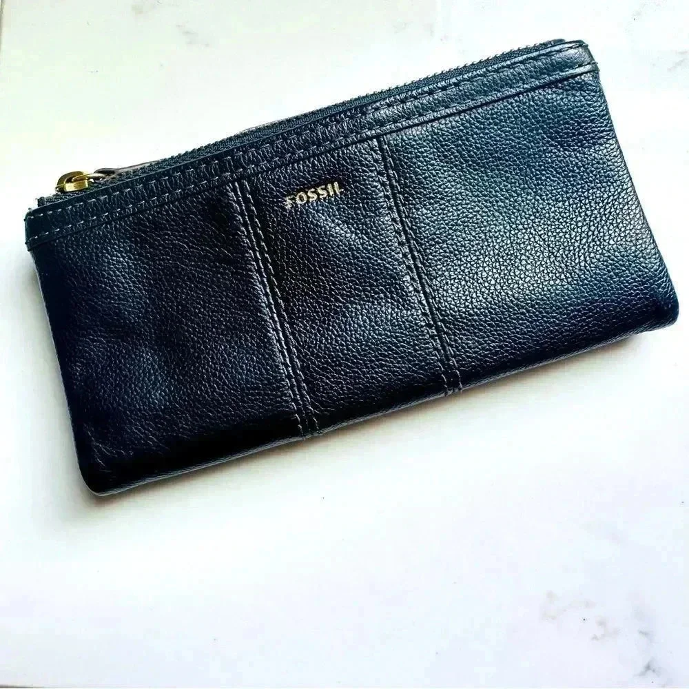 NWOT Fossil Ella Leather Clutch Large Bifold Wallet